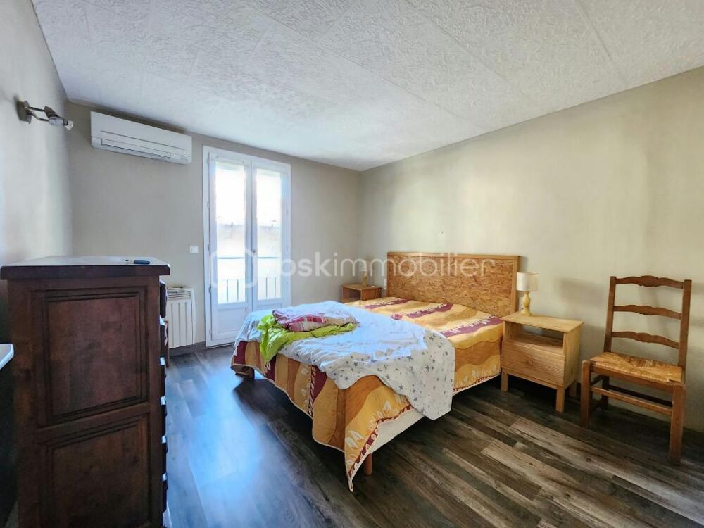 Vente Maison Maison de village de 100 m2 avec garage et remise de 34 m2 Tourbes
