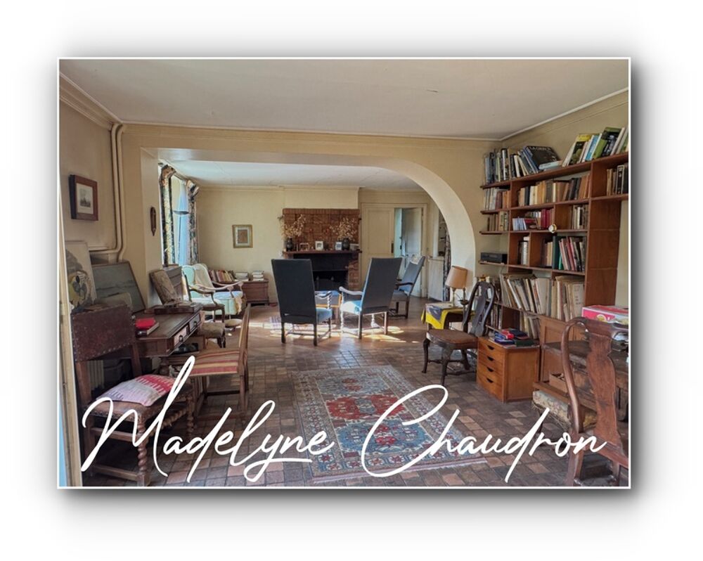 Vente Maison Belle demeure ancienne à rénover au cœur de Breuillet – grands volumes, 6 chambres et terrain de 920 m² Breuillet
