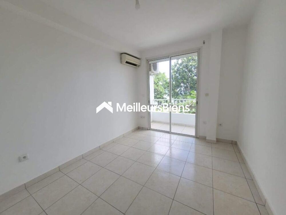 Vente Duplex/Triplex Duplex 4 pi�ces vue mer � Baie-Mahault (97122) � 245 000 � Baie mahault