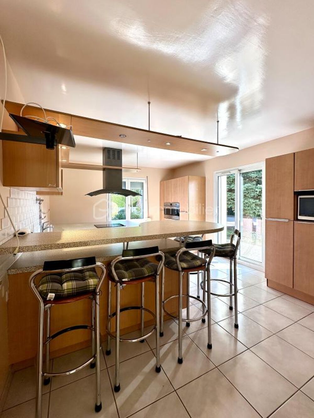 Vente Propriété/Château RARE à Ballan-Miré, Maison 3 chambres, plain-pied, avec jardin et piscine, sans vis à vis Ballan mire