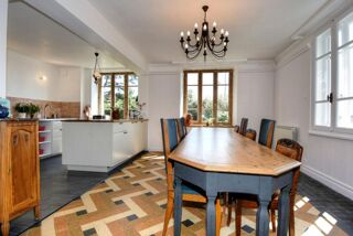  Maison � vendre 8 pi�ces 216 m�