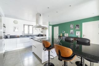  Maison � vendre 8 pi�ces 225 m�