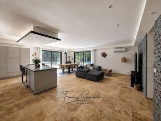 Vente Maison MAISON CONTEMPORAINE 140 M² – 4 CHAMBRES – PISCINE – TERRAIN 2 000 M² – GRAND GARAGE Saint maximin la sainte baume