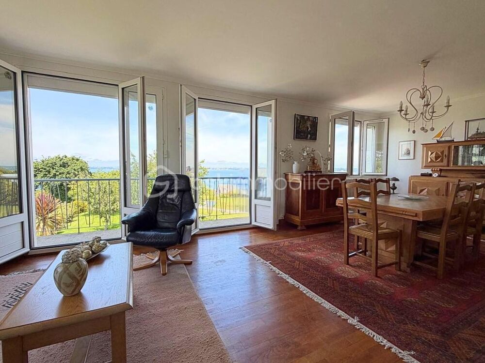 Grande maison familiale, vue mer