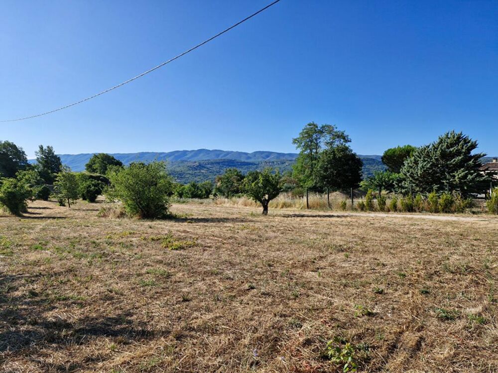 Mas de hameau avec grand terrain et vue