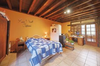  Maison  vendre 5 pices 242 m