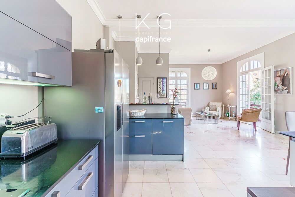 Deauville hypercentre, triangle d'or, appartement de charme 83 m2 avec 2 chambres (3 possibles) dans une villa typique deauvilla