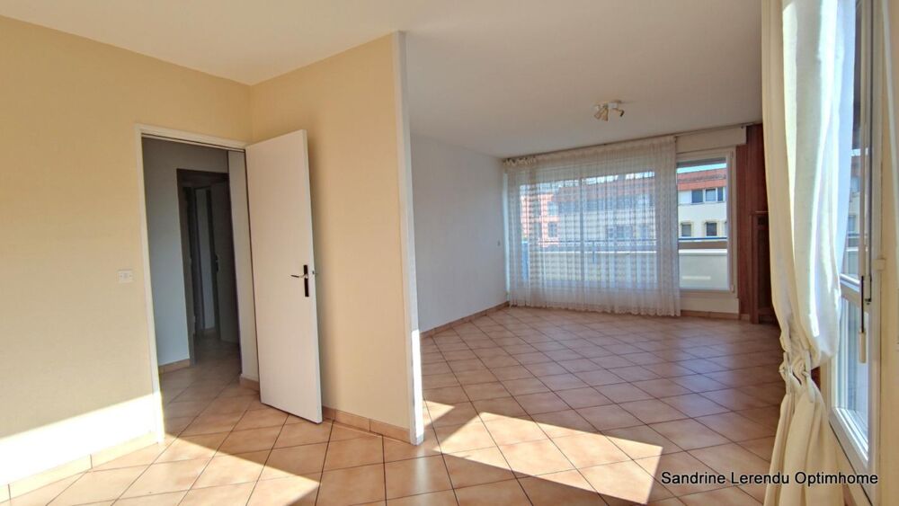 Vente Appartement ROUEN RIVE GAUCHE – Appartement lumineux avec balcon, parking et ascenseur, résidence sécurisée Vue avec Panorama Rouen