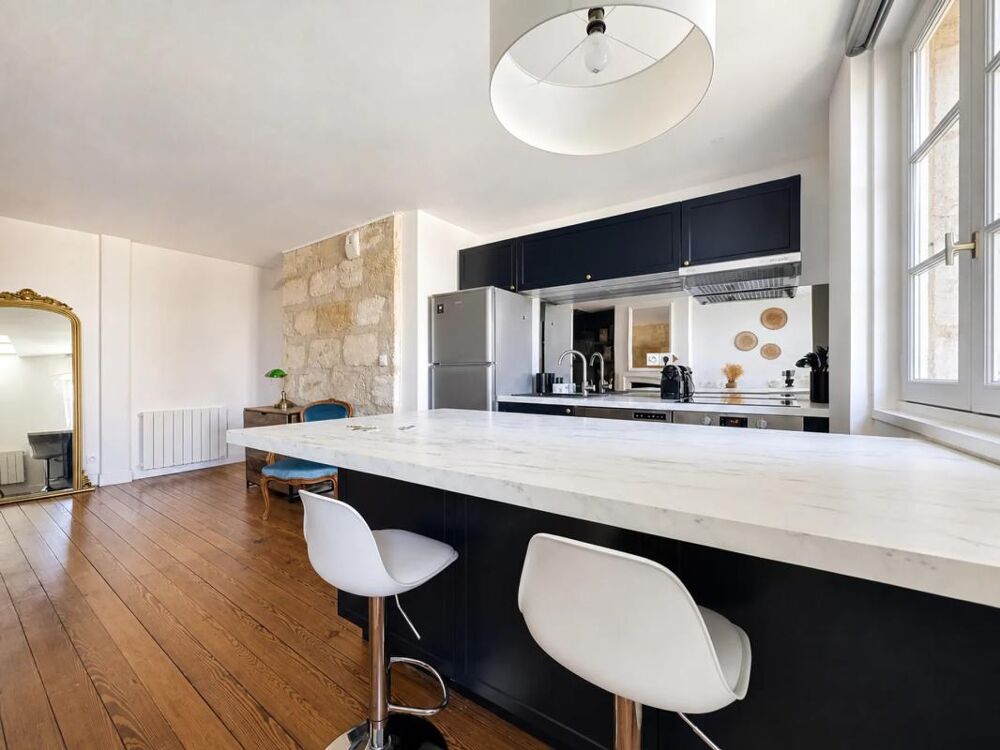 Vente Appartement Appartement T3 de charme au cœur du quartier Saint-Pierre Bordeaux