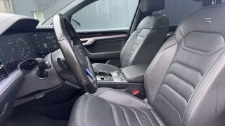 Touareg 3.0 eTSI 462 Plug in Hybrid Tiptronic8 4Motion R - Premi&egrave;re 2021 occasion 29200 Brest