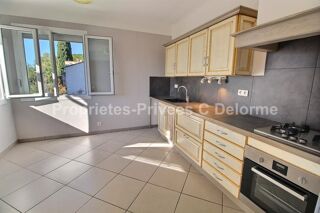  Villa  vendre 7 pices 172 m