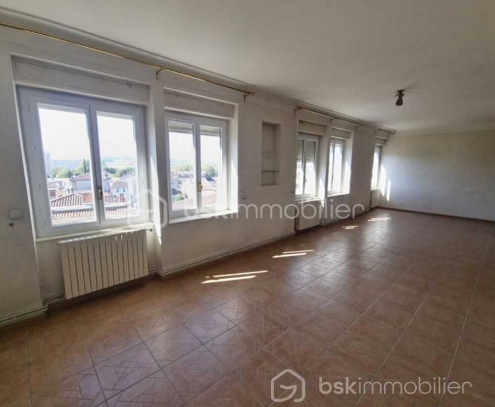 Appartement au 4eme avec ascensseur particulier +garage +parking