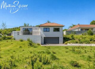  Terrain à vendre 650 m²