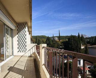 Vente Appartement AIX-EN-PROVENCE SUD-EST-LA TORSE – APPARTEMENT DE 122 M², 4 CHAMBRES, TERRASSE ET VUE SUR LES COLLINES Aix en provence