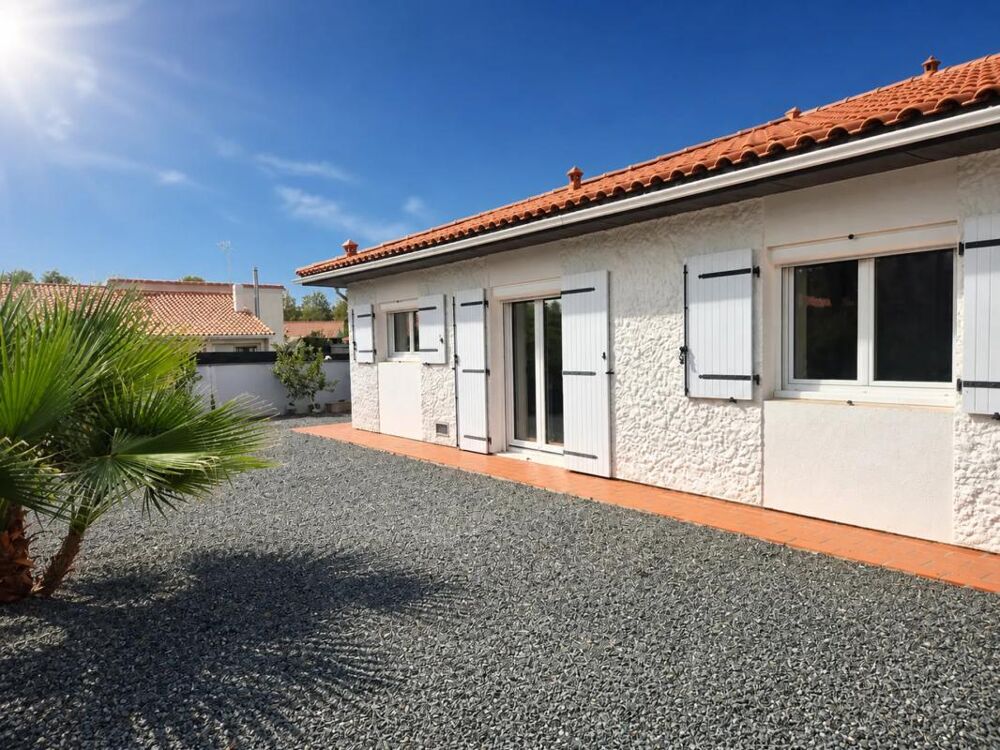Vente Maison Maison de 5 pièces de 120 m² à Léognan Leognan