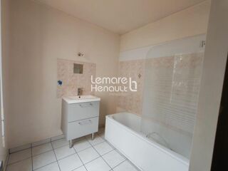  Appartement à louer 1 pièce 27 m²