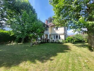  Maison � vendre 8 pi�ces 252 m�