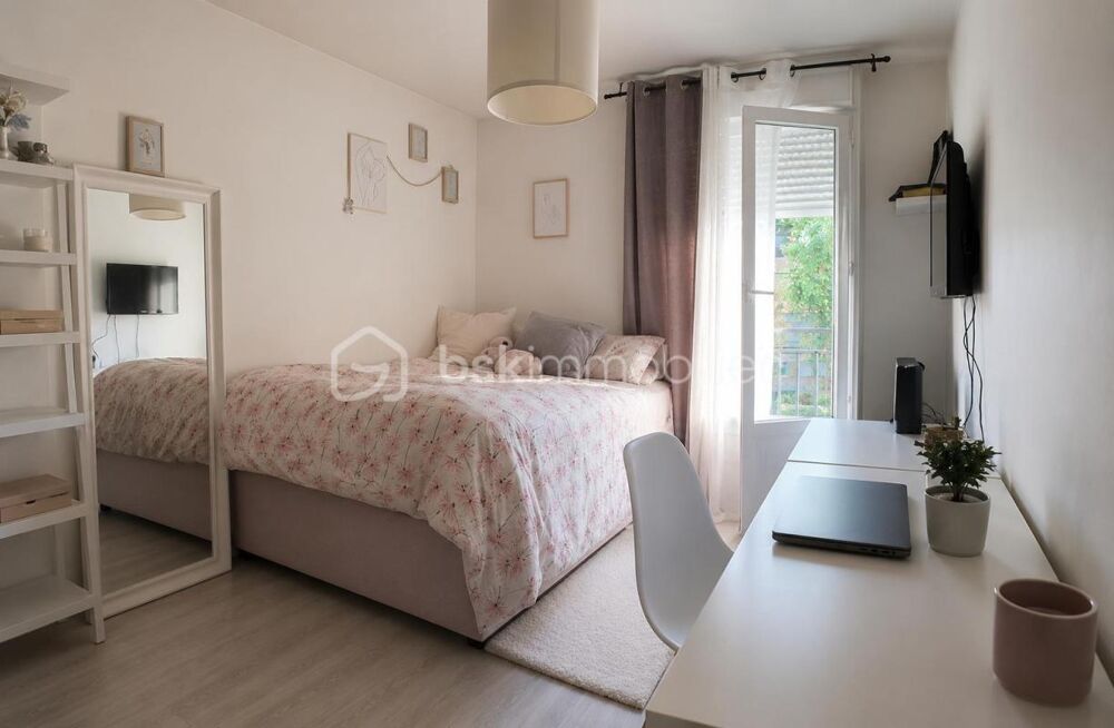 Vente Appartement Résidence STANDING - Appartement 3P avec BALCON + 2 Parking s/sol Drancy