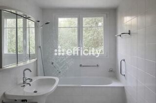  Maison à vendre 9 pièces 165 m²