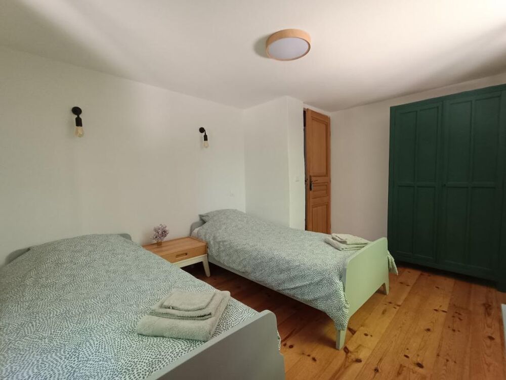 Vente Maison Maison Saint Leon Sur Vezere 5 pièce(s) 150.79 m2 Saint leon sur vezere
