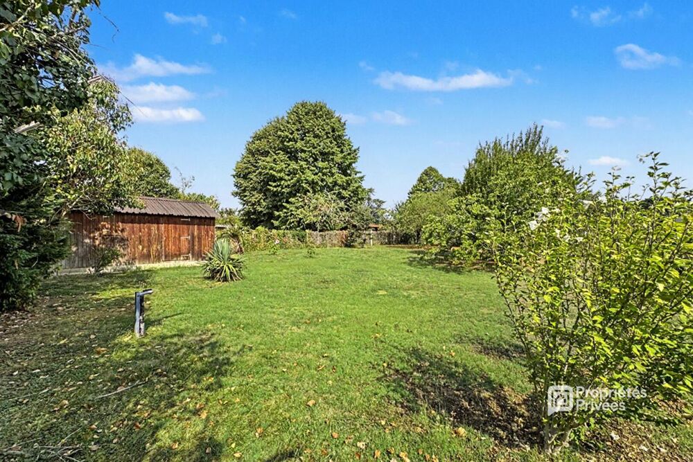Vente Maison Maison Fronton 4 pièces 165 m2 avec garage et piscine sur 1996 m2 de parcelle divisible et constructible Fronton