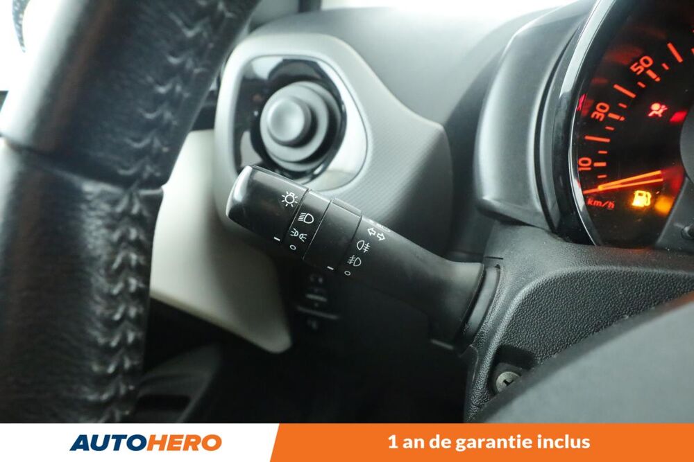 108 1.0 VTi Style ETG5 5P 72 ch 2018 occasion 92130 Issy-les-Moulineaux