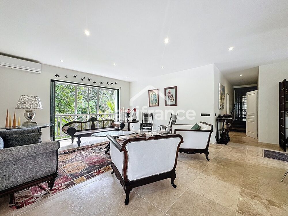 à vendre  Villa Petit-Bourg (97170)