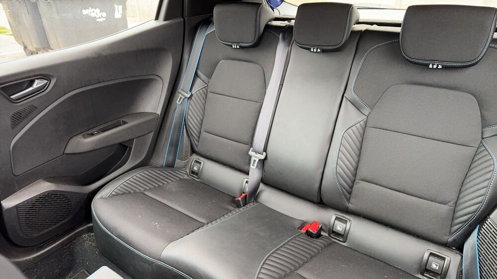 Clio V 1.6 E-Tech 140 Hybride BVA6 Esprit Alpine 2023 occasion 27400 Pinterville