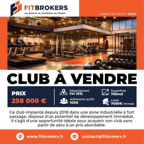 CLUB DE SPORT 705m2 218000 83600 Frejus