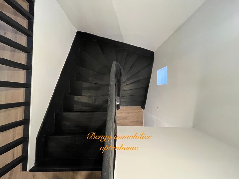 Vente Maison Maison de ville unique sur Chateau-La-Vallière Chateau la valliere