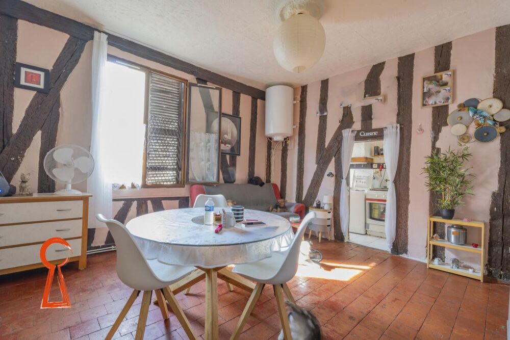 Vente Immeuble Immeuble de 12 appartements – AUXERRE – Au cœur du quartier historique – Proche Cathédrale Auxerre