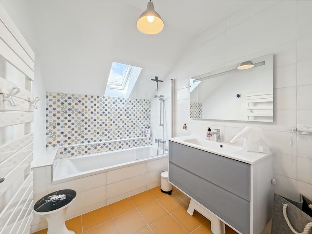 � vendre  Maison Gex (01170)