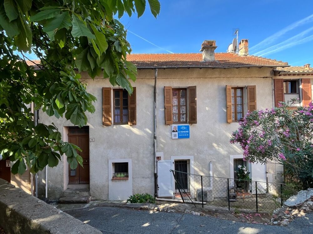 Appartement à vendre 5 pièces avec grand grenier à BAGNOLS EN FORET (83)