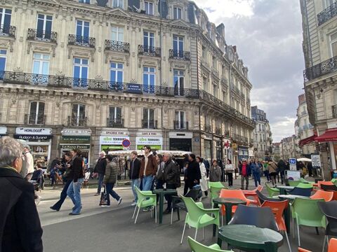   44000 NANTES - BAIL A CEDER SAINT PIERRE 20 M²  - GRAND LINEAIRE VITRINE 