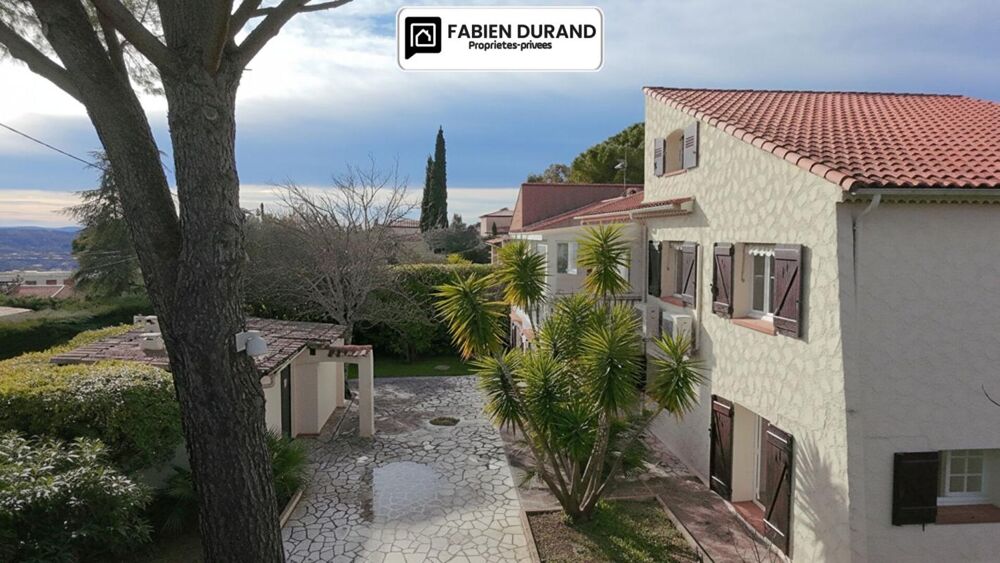 Villa composée de 2 Grands Appartements Indépendants