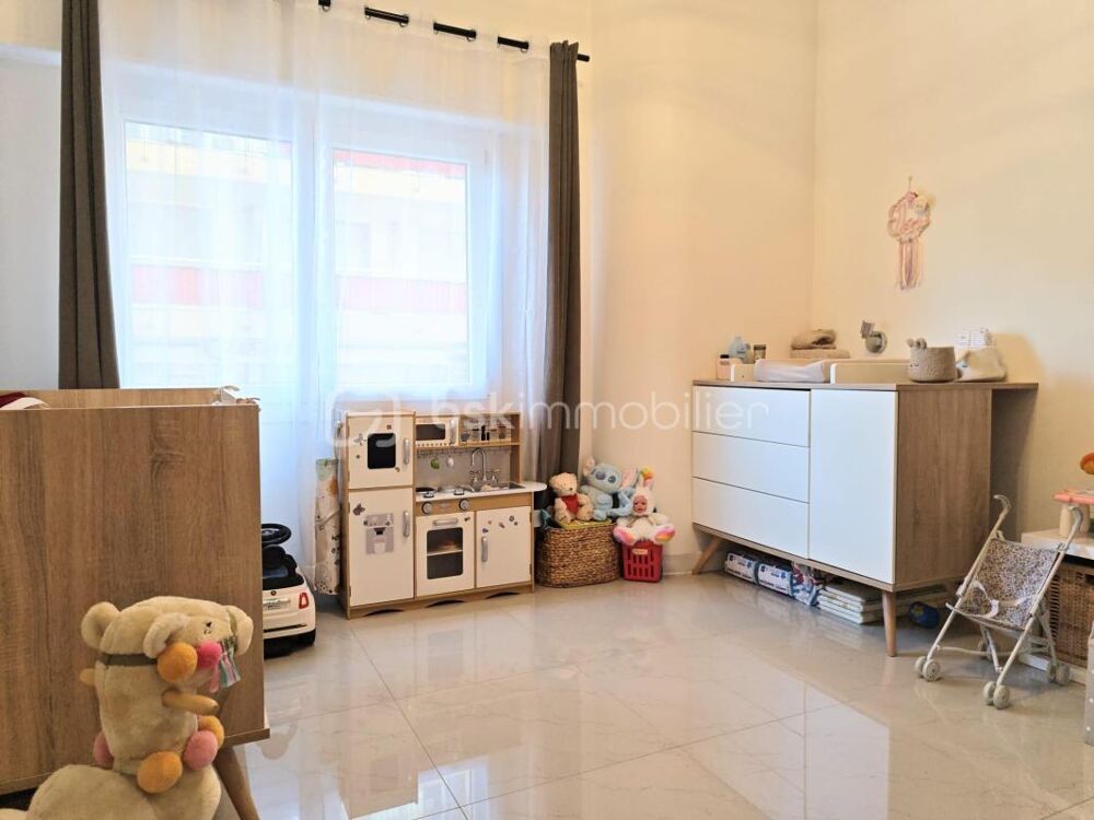 Lumineux 3 Pièces de 49 m² entièrement rénové - Cannes