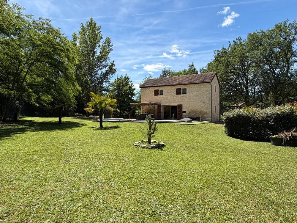 Vente Maison Cahors, maison en pierre rénovée avec piscine Cahors