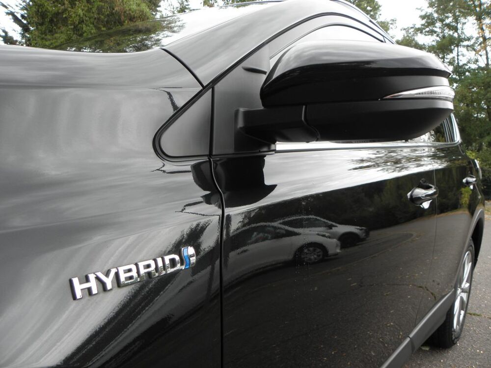 RAV 4 IV 2.5 Hybrid 197ch AWD-i Dynamic • 1&egrave;re main Entretie 2017 occasion 57640 Malroy