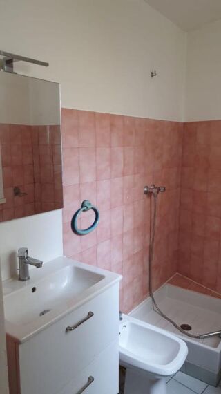  Appartement à louer 2 pièces 25 m²