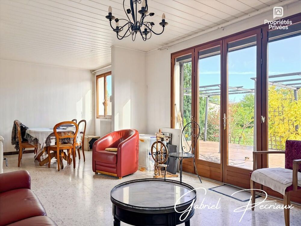 Vente Maison Maison familiale 6 pièces, 5 chambres, 122,80 m², Terrain de 1 848 m² Saint benoit sur seine