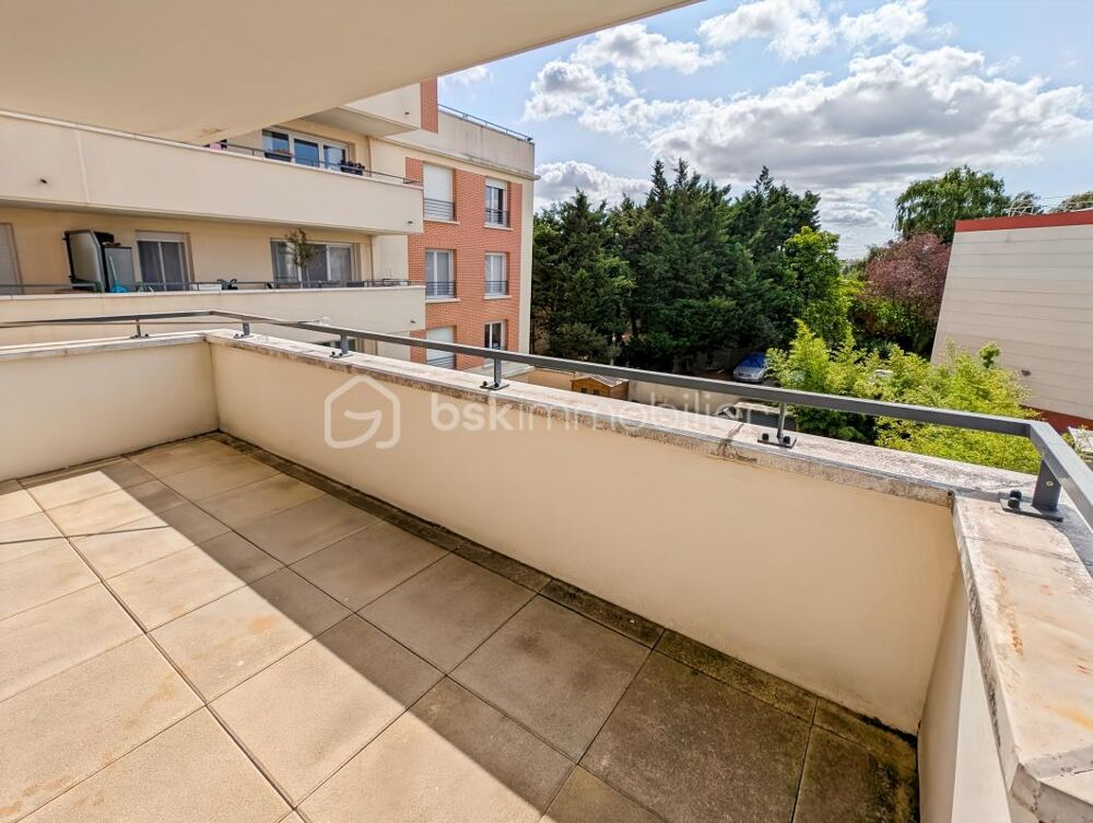 Location Appartement A LOUER F3 MEUBLE PARKING BALCON DANS RESIDENCE RECENTE AVEC CHAUFFAGE INCLUS Neuilly sur marne
