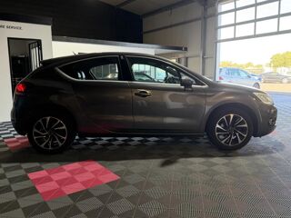 DS4 1.6 Blue HDi EAT6 S&S 120 cv Bo&icirc;te auto So Chic 2016 occasion 85190 Venansault