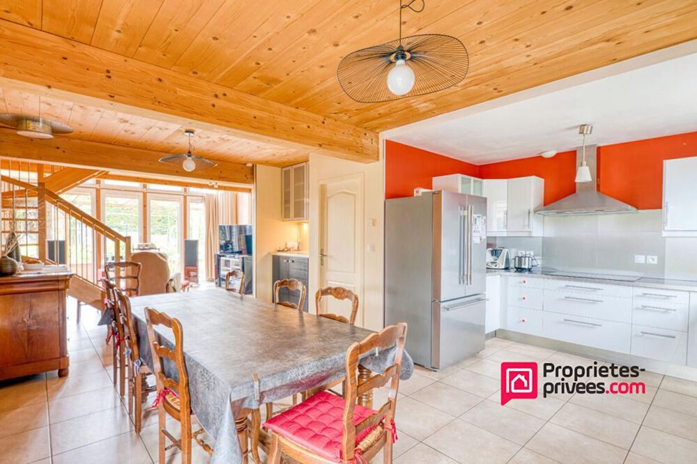Maison Neyron 10 pièce(s) 312 m2