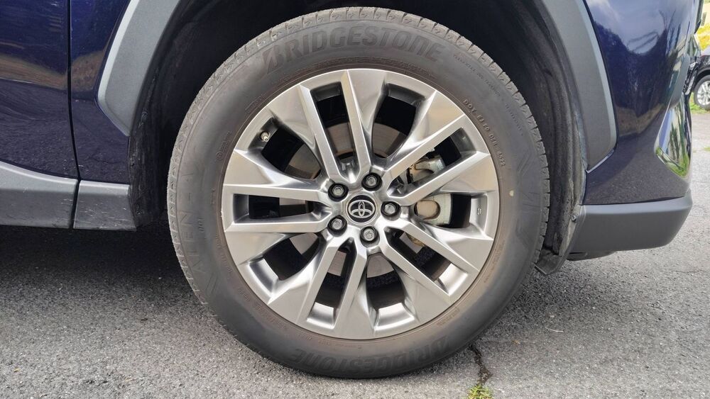 RAV 4 2.5 VVT-i 218 Hybrid E-CVT Lounge - Entretien constructeur T 2023 occasion 92000 Nanterre