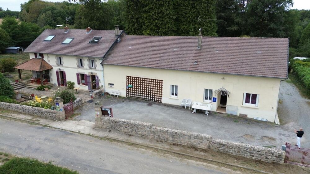   COUP DE COEUR DE CETTE FERME AUBERGE IMPLANTEE SUR 21 HECTARES, SECTEUR AMBAZAC 87 Les billanges