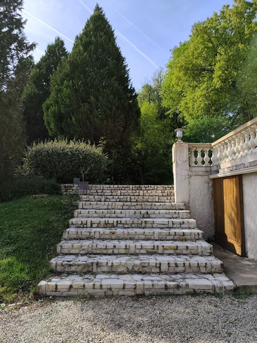 Maison à vendre 7 pièces VOEUIL ET GIGET (16)