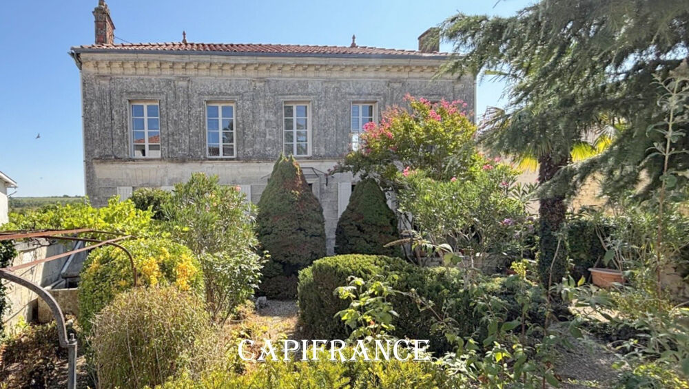 Maison bourgeoise avec charme et cachet - 5 pièces - 135 m² - PORT D'ENVAUX (17) - 365.800 €