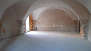  Maison à vendre 15 + pièces 800 m²