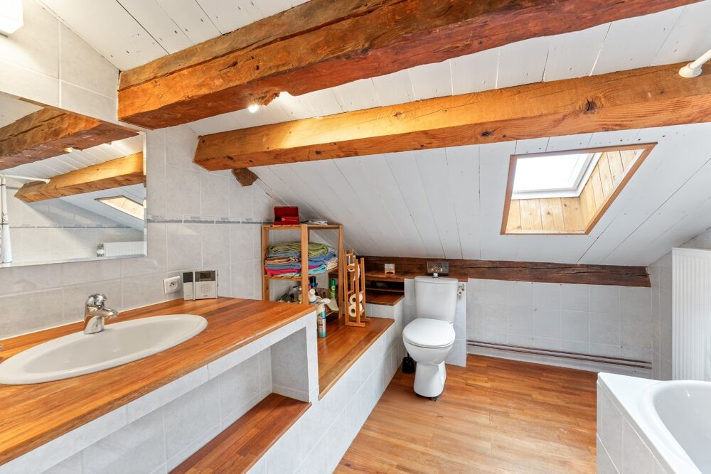 à vendre  Maison Prévessin-Moëns (01280)