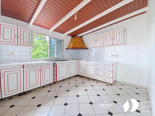  Appartement à louer 3 pièces 94 m²